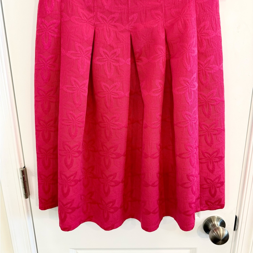 Fuchsia Textured Floral Fit and Flare Dress Size 6 NWT - Picture 7 of 10